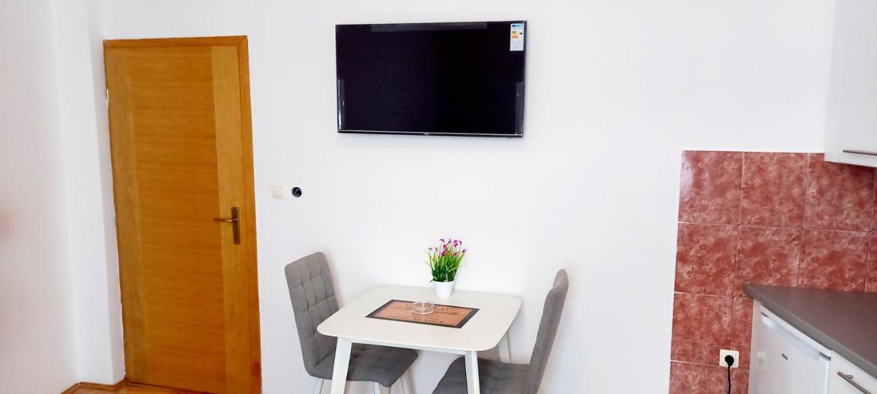 Park Apartment Brčko Buitenkant foto