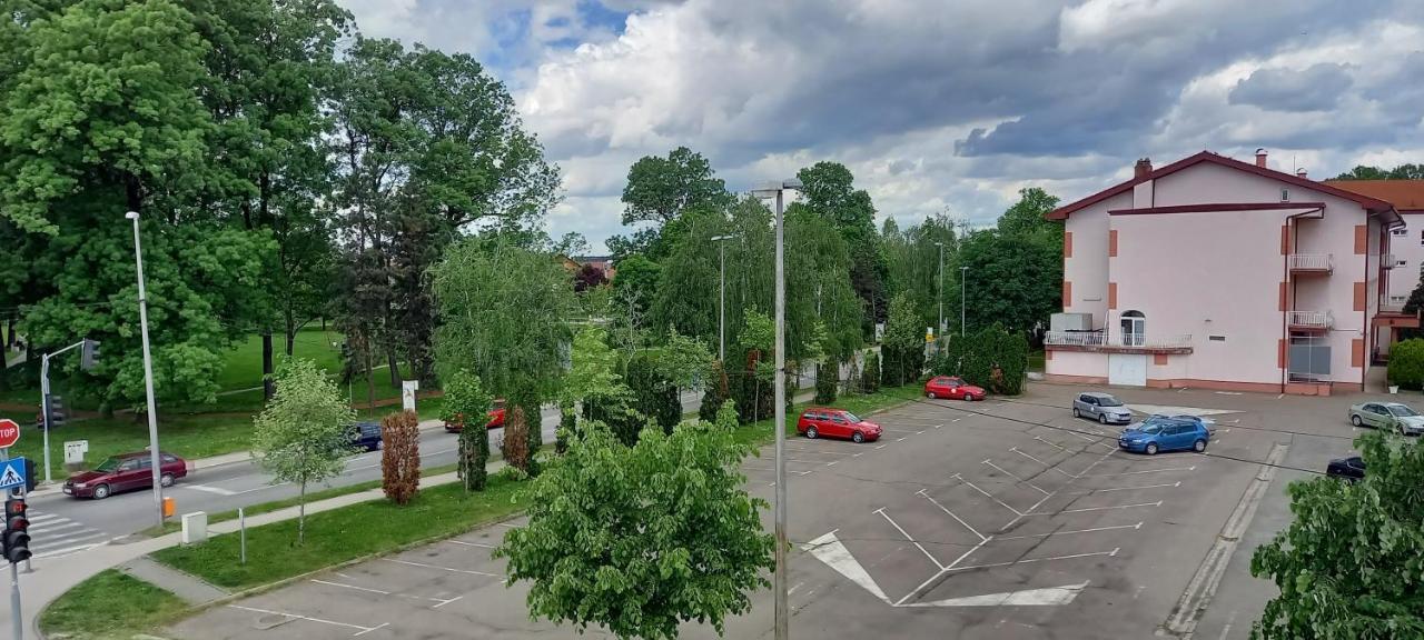 Park Apartment Brčko Buitenkant foto